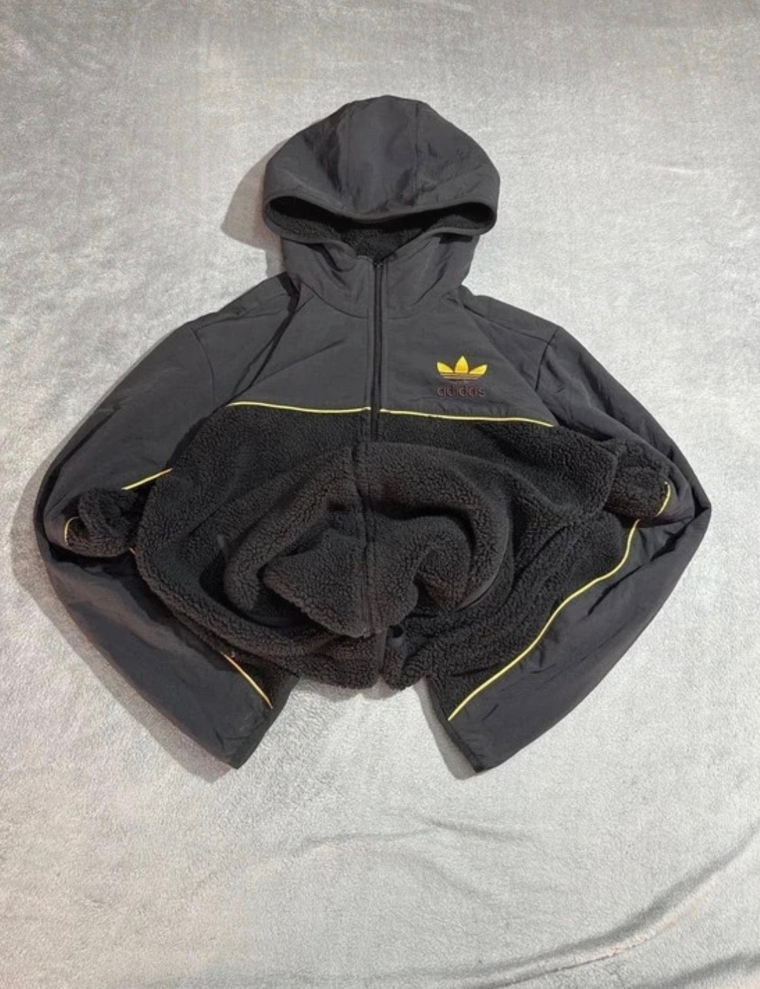 ADIDAS VINTAGE TRACK JACKET