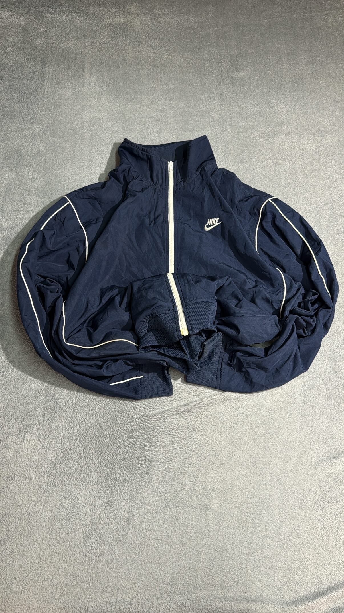 NIKE VINTAGE Y2K TRACK JACKET